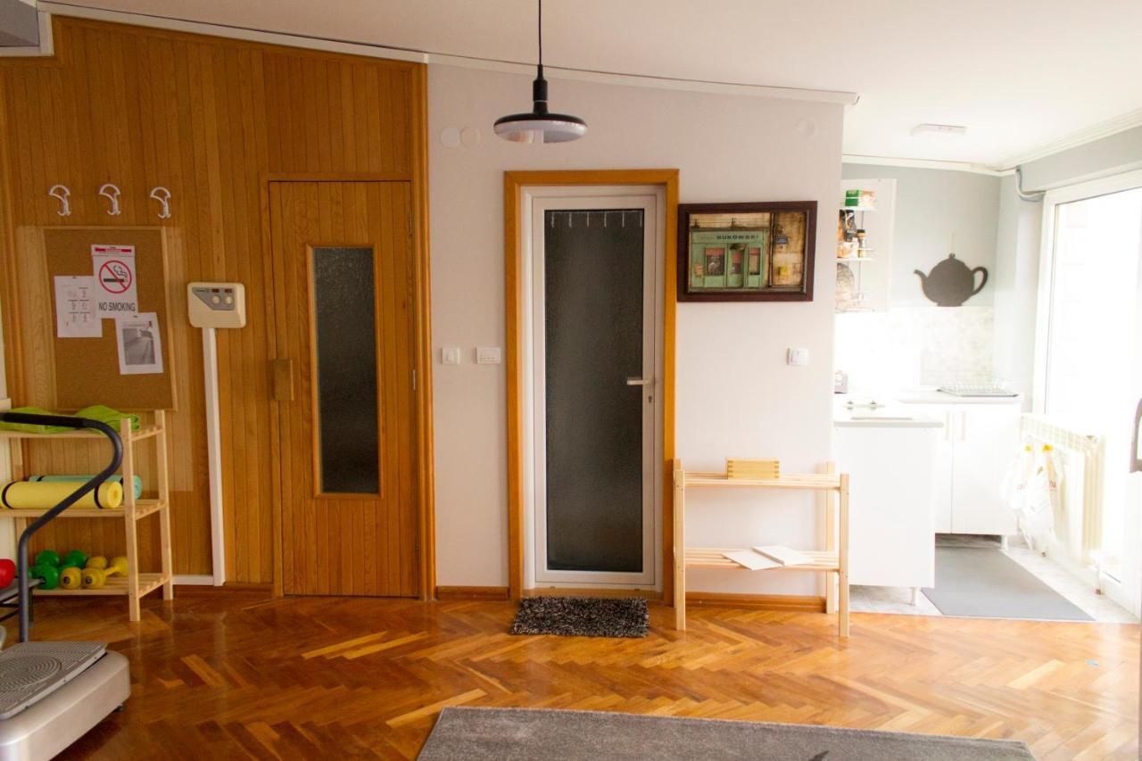 Cosy Novi Sad Loft, Self Check-In Leilighet Eksteriør bilde