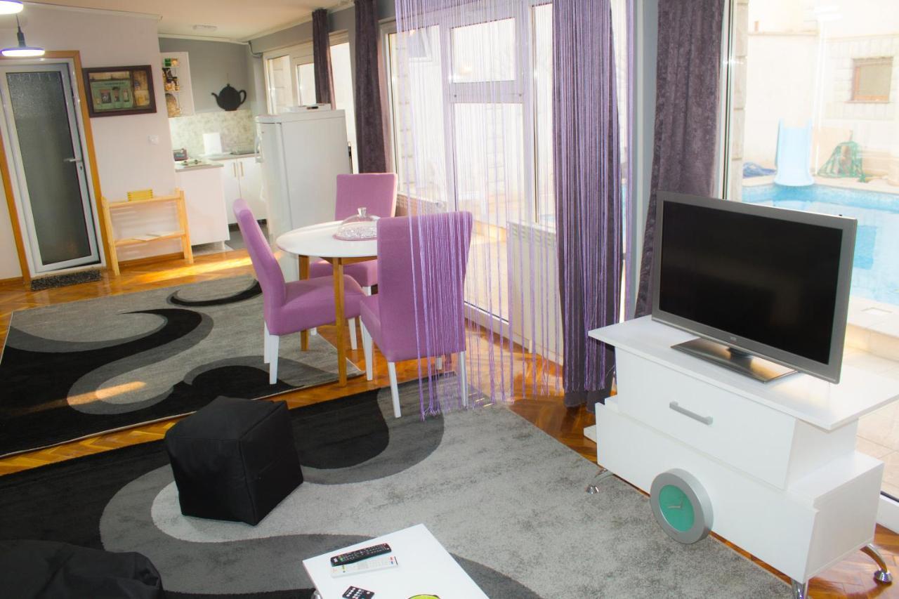 Cosy Novi Sad Loft, Self Check-In Leilighet Eksteriør bilde